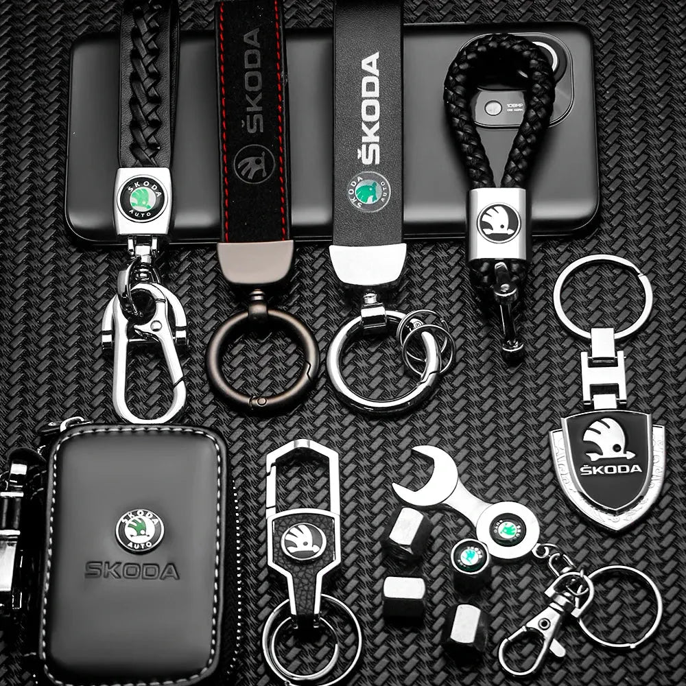 For Skoda 3 2 VRS Vision Kodiaq Favorit Rapid Octavia A5 3D Metal+Leather Car Logo Keychain Key Ring Key Chain Auto Accessories