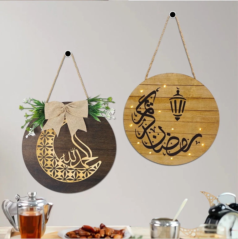 Ramadan Mubarak Door Wreath Round Wooden Hanging Sign Decor for Ramadan Kareem Decor Eid Mubarak Islamic Party Supplies