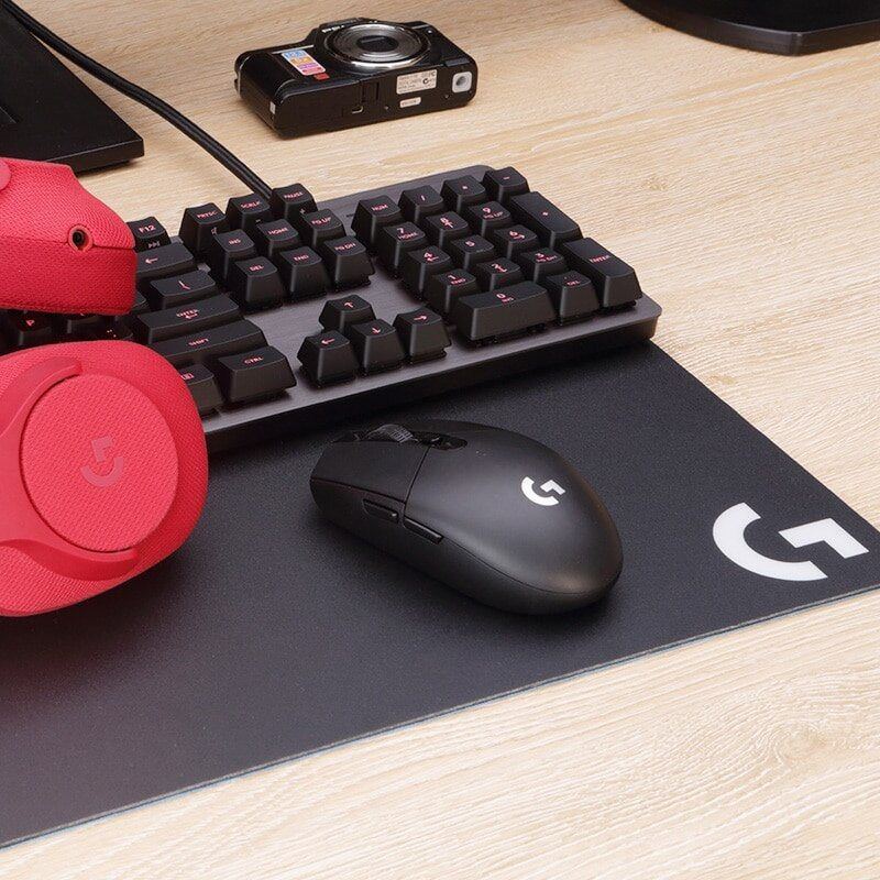 Logitech G304 Wireless Mouse ESports Gaming Lol Laptop