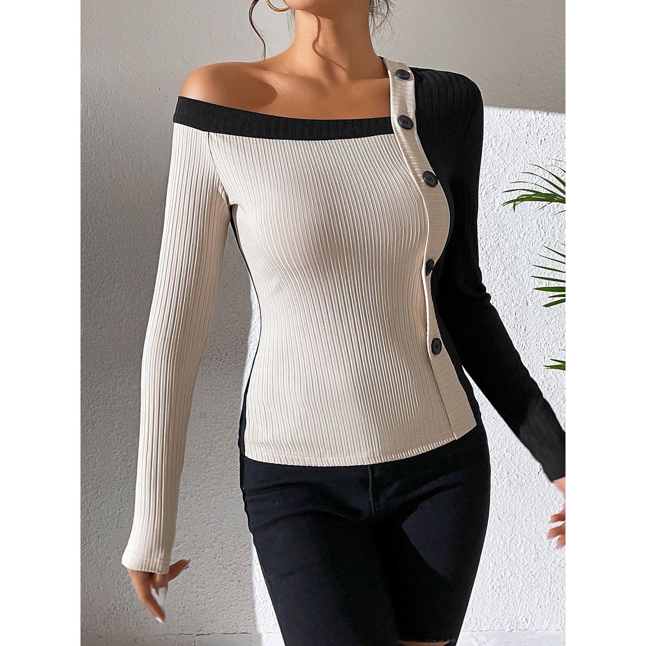 Women's Sexy Long Sleeve Off-shoulder Knitted T-shirt